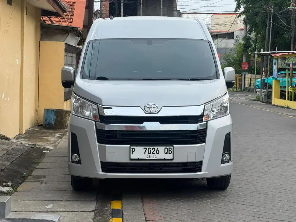 Toyota Hiace Premio DSL 2.8 Manual.km 500 Rupiah.istimewa