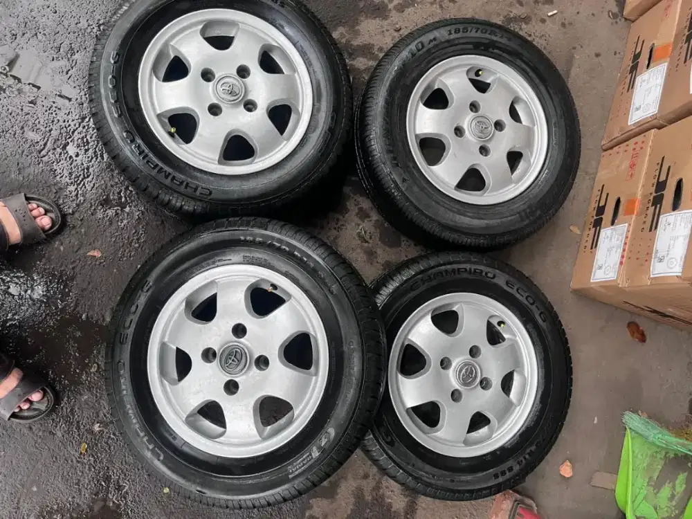 Velg kijang super ring 14 pcd 4x114,3 ban 185/70 R14 4pcs