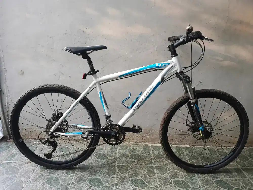 Mtb 26 Polygon premier 4 full alloy 9sp. Siap goes.