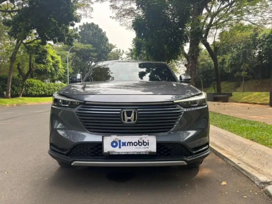 LOW DP Honda HR-V 1.5 SE Two Tone Bensin-AT 2023 HKJ