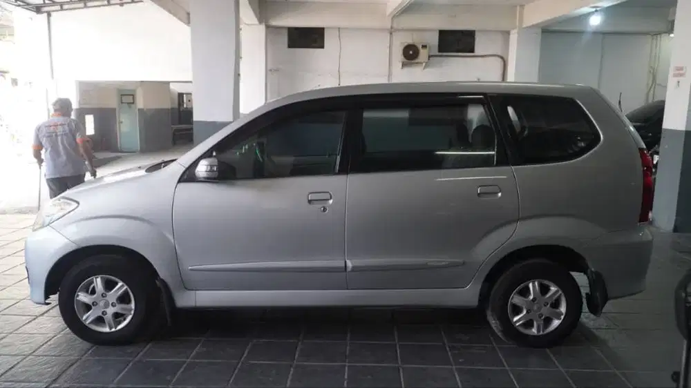 DAIHATSU XENIA F600RV-GMDFJJ SILVER METALIK 2010
