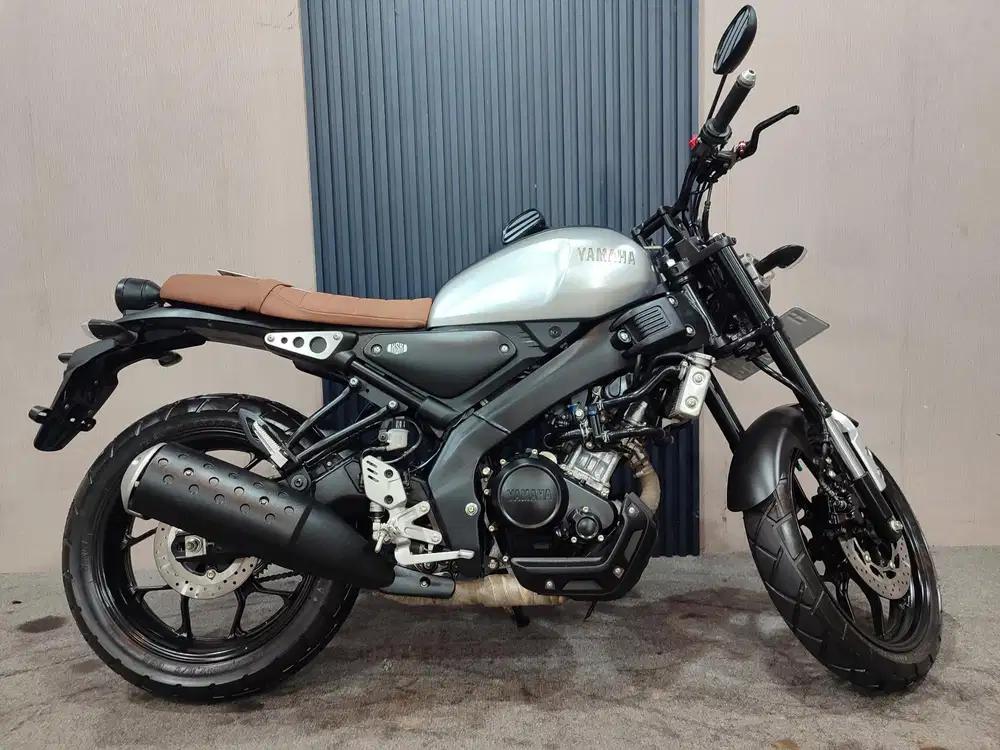 YAMAHA XSR 155 perak 2020 istimewa mulus terawat siap pakai...