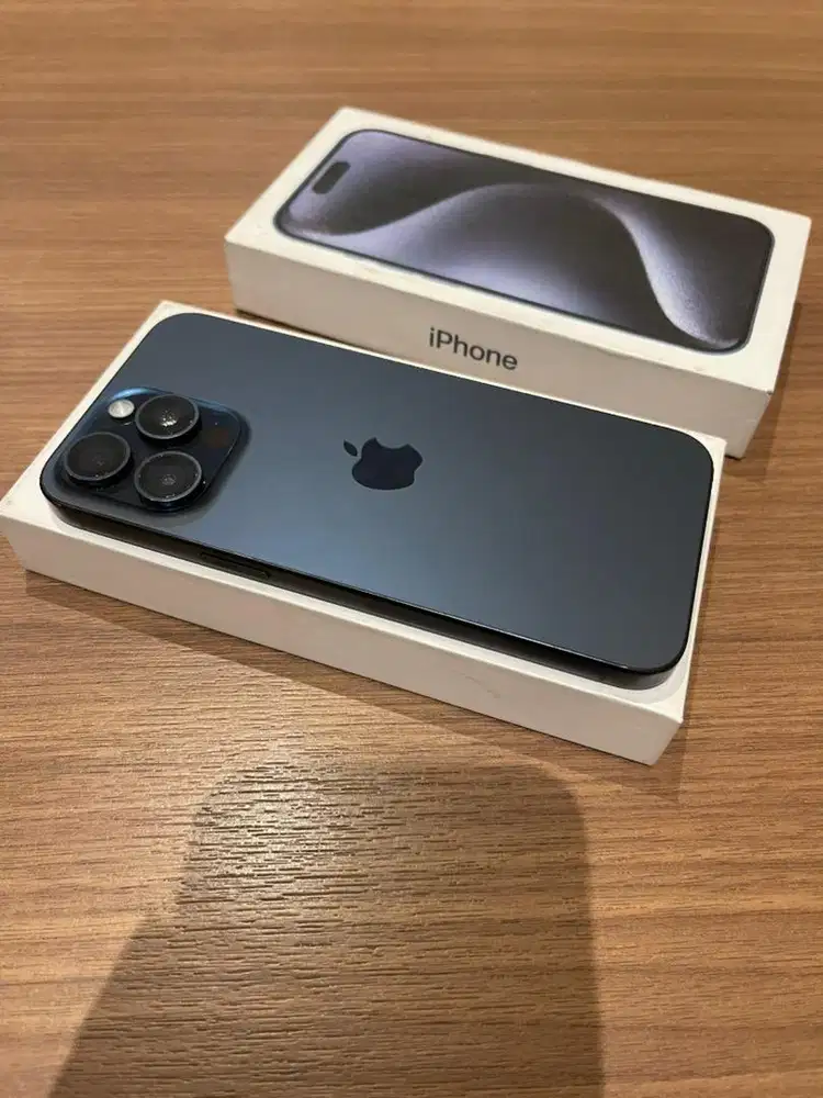 iPhone 15 Pro Max 256GB Inter All Operator Battery 94%