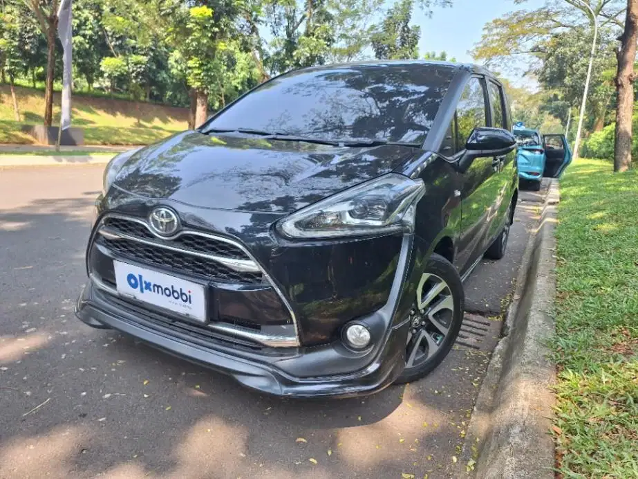 LOW DP Toyota Sienta 1.5 Q Bensin-AT 2017 SOU