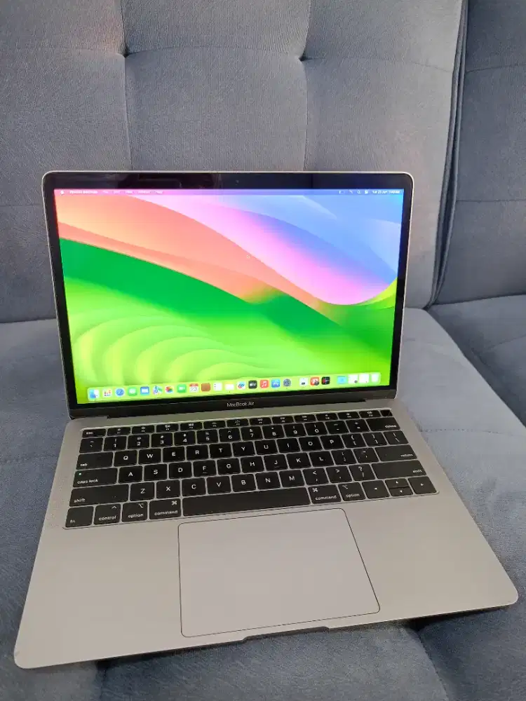 MACBOOK AIR 2019 13 INCH I5 8/128