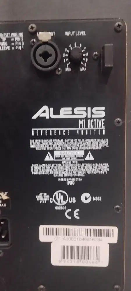 Studio Monitor aktif ALESIS M1 MK2