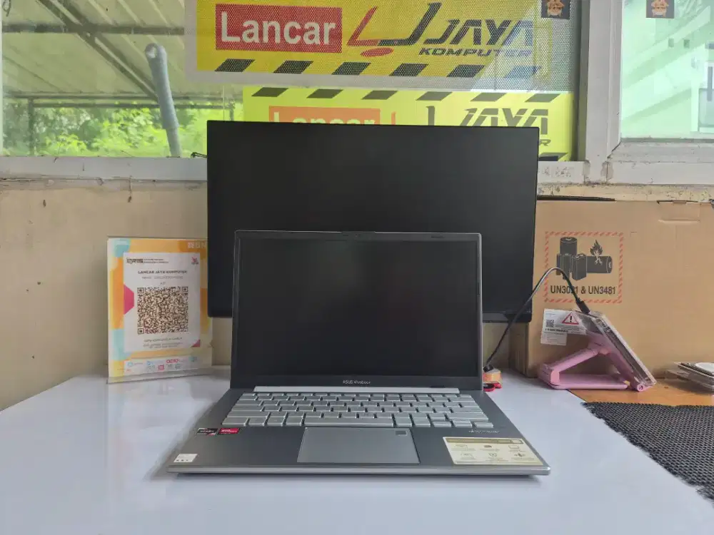 Asus VivoBook Go 14 Mulus Like New Model Baru
