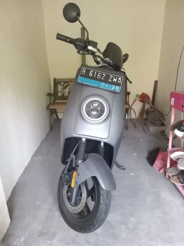 Di jual Motor Listrik NIu NQI sport 26 eaena abu abu
Thm 2022