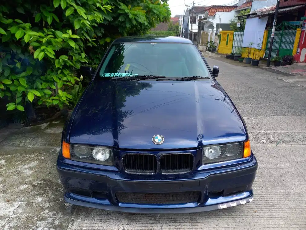 BMW E36 320i AT 1995