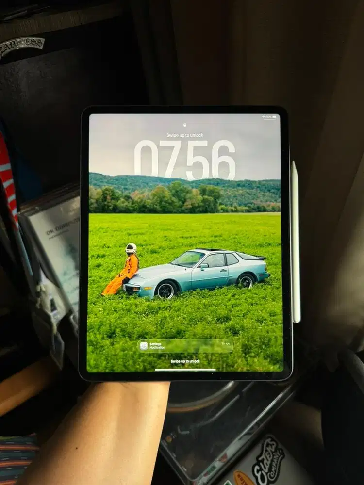 ipad pro 12.9 gen 5 M1 256gb wifi only + apple pencil gen 2