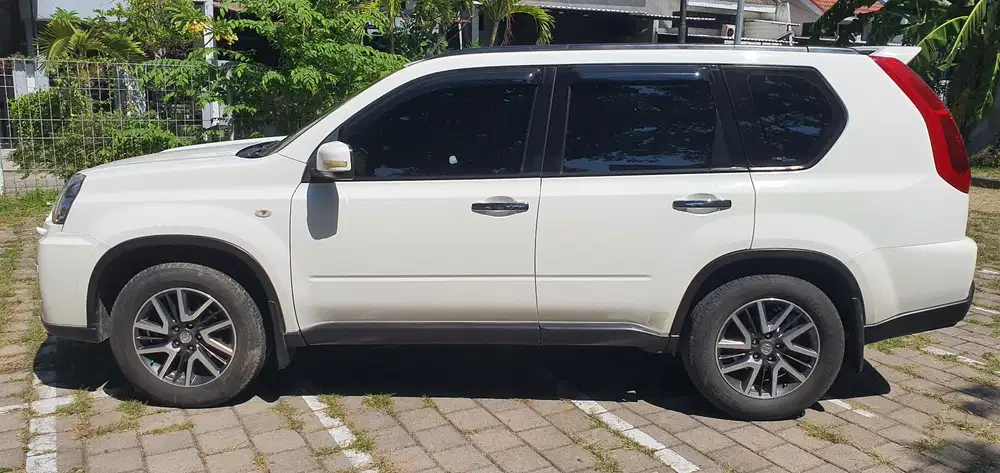 Nissan X-Trail 2014 Bensin