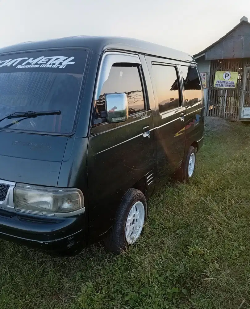 Suzuki Futura 1995 Bensin