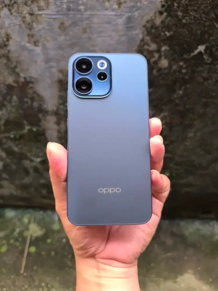 Oppo Reno 15F 5G 8/128gb hp ces
