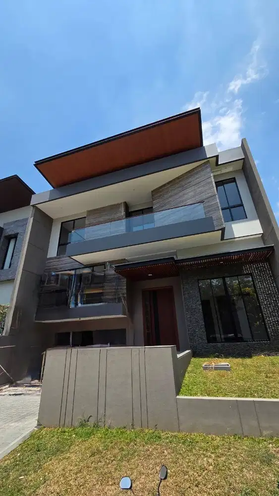 For Sale Brand New Luxury Minimalist House at Lisbon Pakuwon Indah