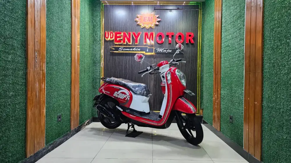 UD ENY MOTOR - Honda Scoopy thn 2016 istimewa