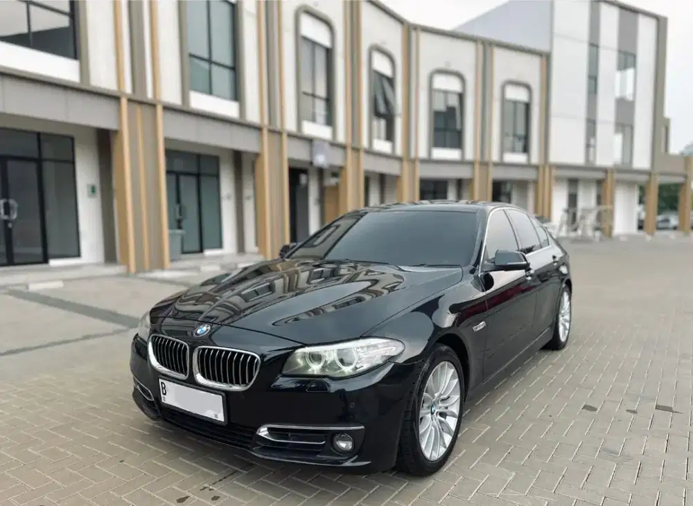 BMW 528i F10 AT 2014 Good Condition