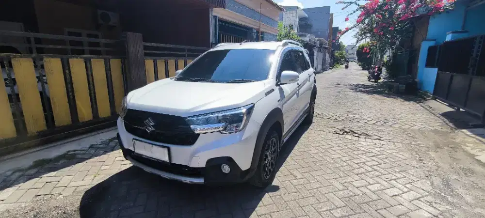 Murah mobil Suzuki XL7 Beta hybrid 2024 mulus plat L tgn 1 istw