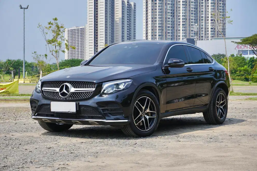 RARE ITEMS ! LOW ODO ! GLC300 Coupe AMG C253 GLC200 X253 2019