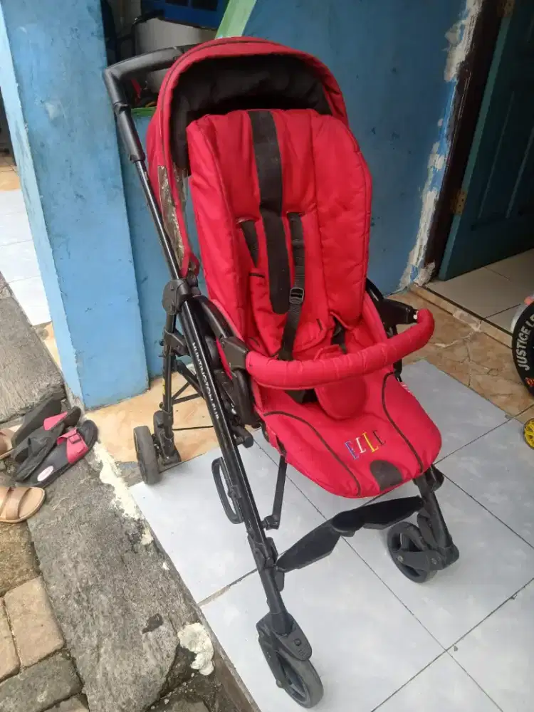 Stroleer anak-anak