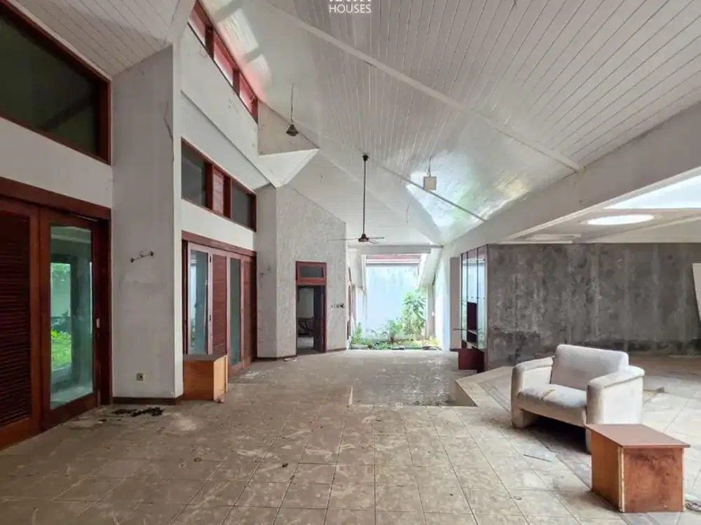 Bintaro Jaksel 693/350m² 4KT One Gate System Dekat PI 13.5M