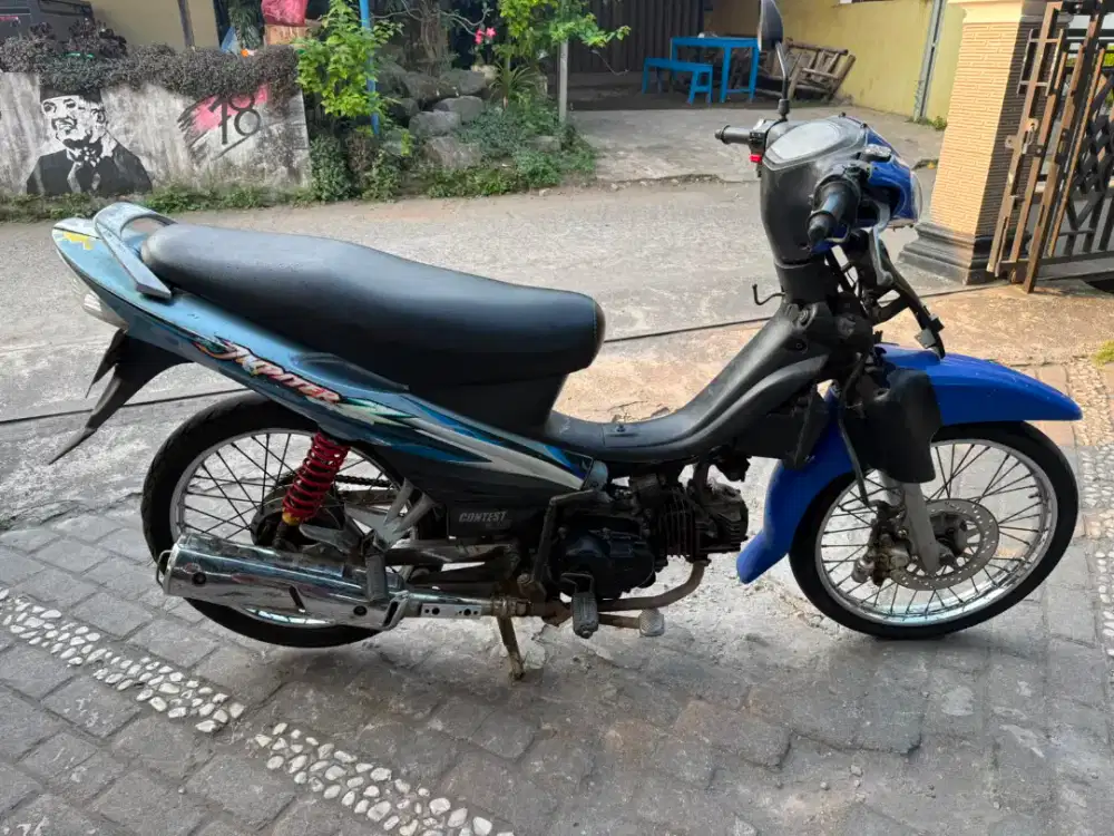 Jupiter Z THN 2005 plat AB kota