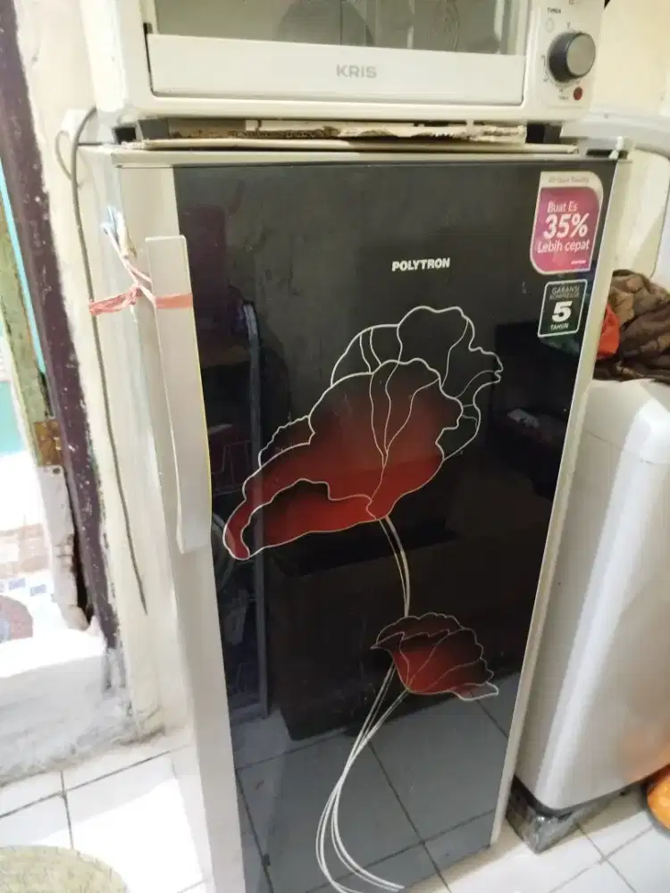 KULKAS POLYTRON 1 PINTU