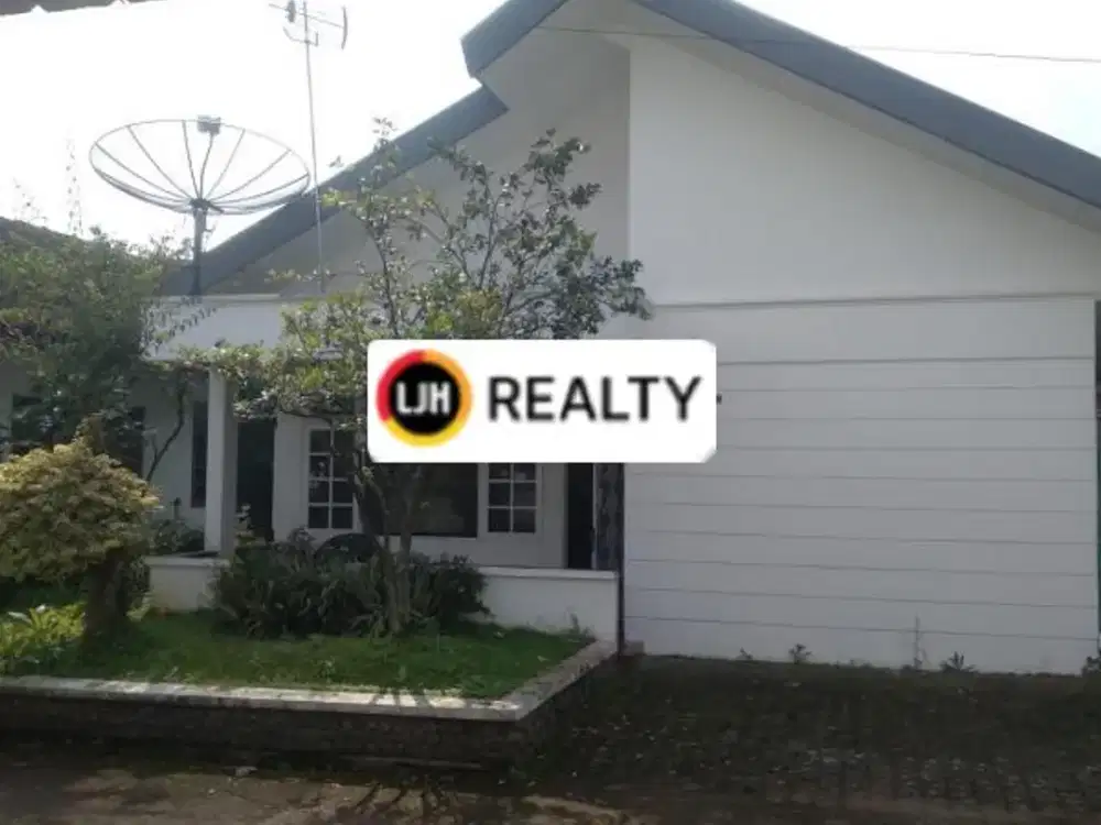 Villa Dijual di Jl Raya Puncak Cipanas Bogor Jawa Barat Ada Swimming Pool