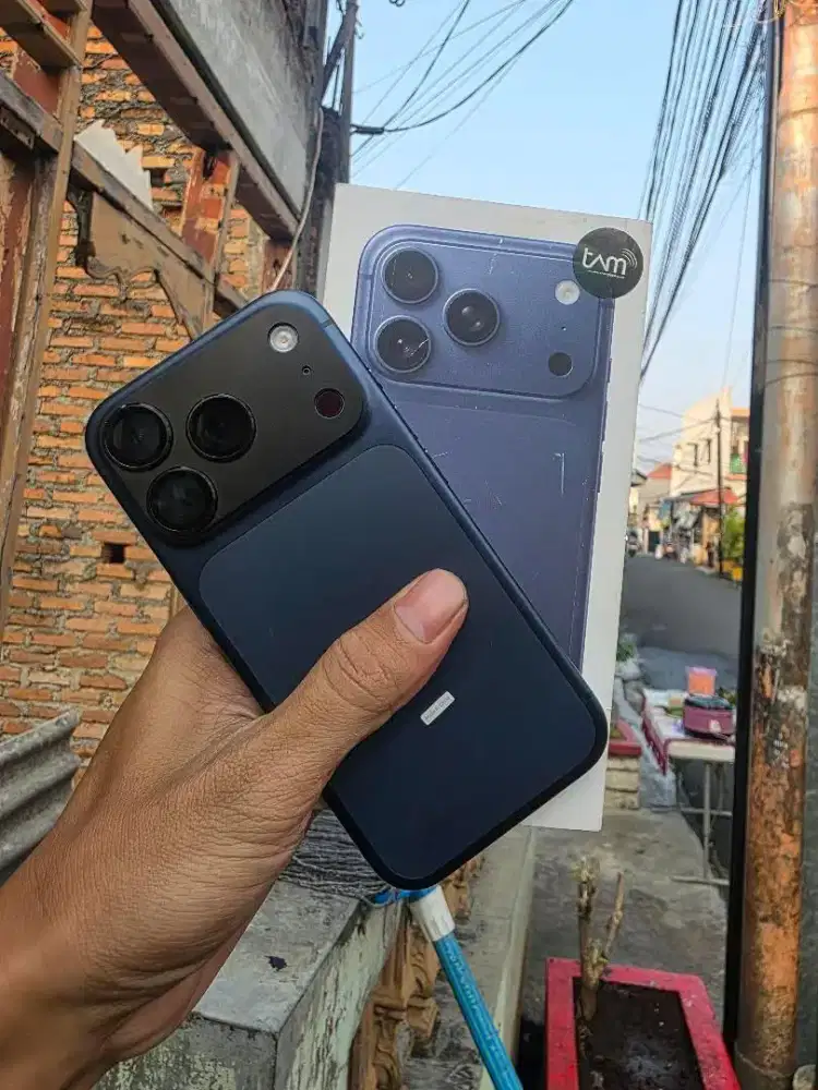 Iphone 17 pro 256 iBox cc rendah