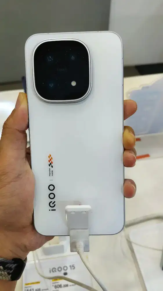 iQOO 15 5G 16/512 | 16/1Tb