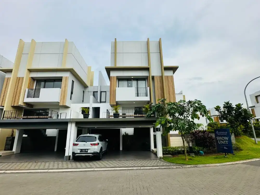 RUMAH MEWAH SIAP HUNI 2 MENIT KE QBIG BSD CITY!