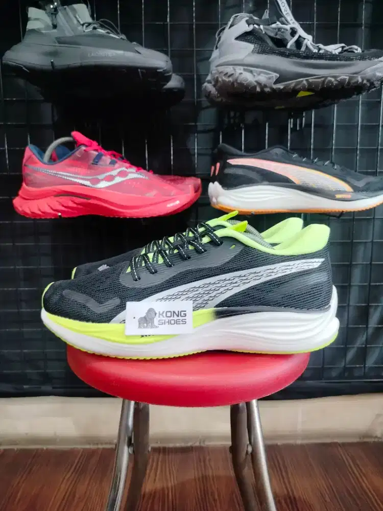 SEPATU PM VELOCITY NITRO 3 BLACK GREEN