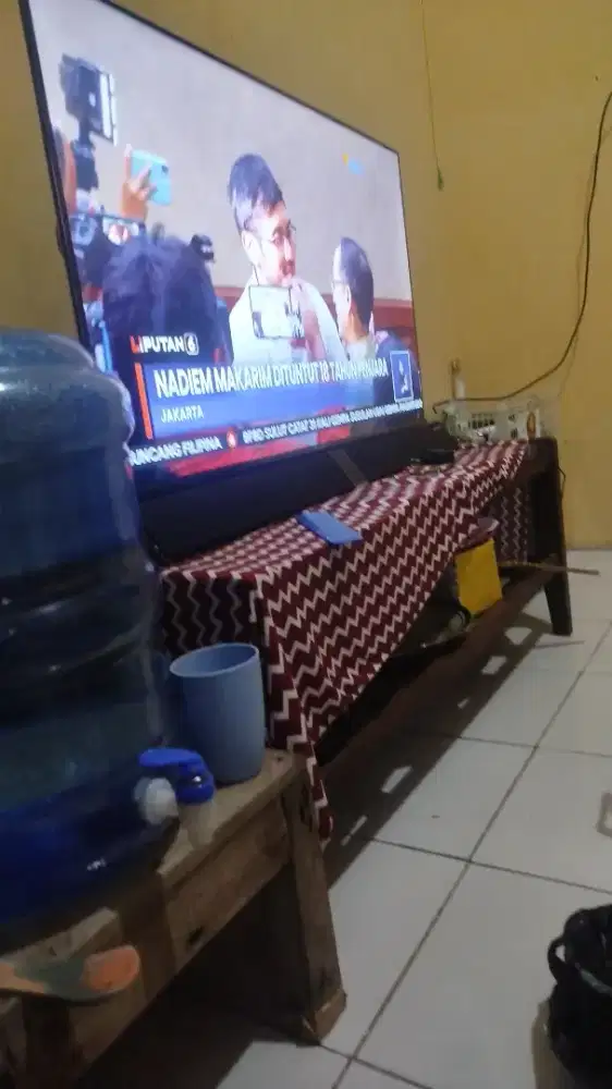 Tv LED mesin cuci kulkas dispenser dll