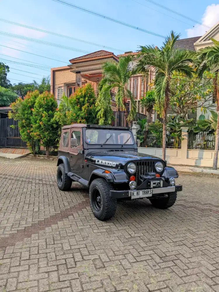 Jeep CJ 7 LAREDO 4X4 1981