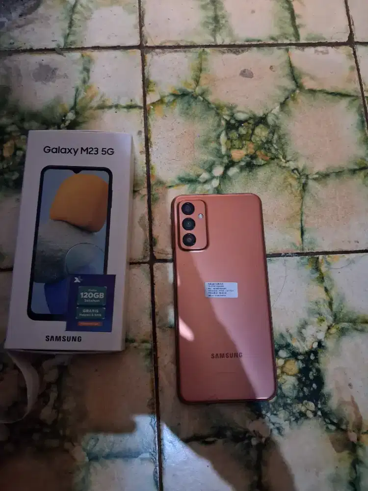 Samsung m23 5g hp dan dusbook