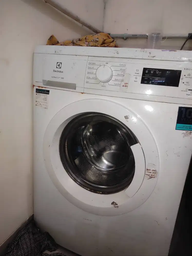 Mesin Cuci Electrolux 8Kg (front loading)
