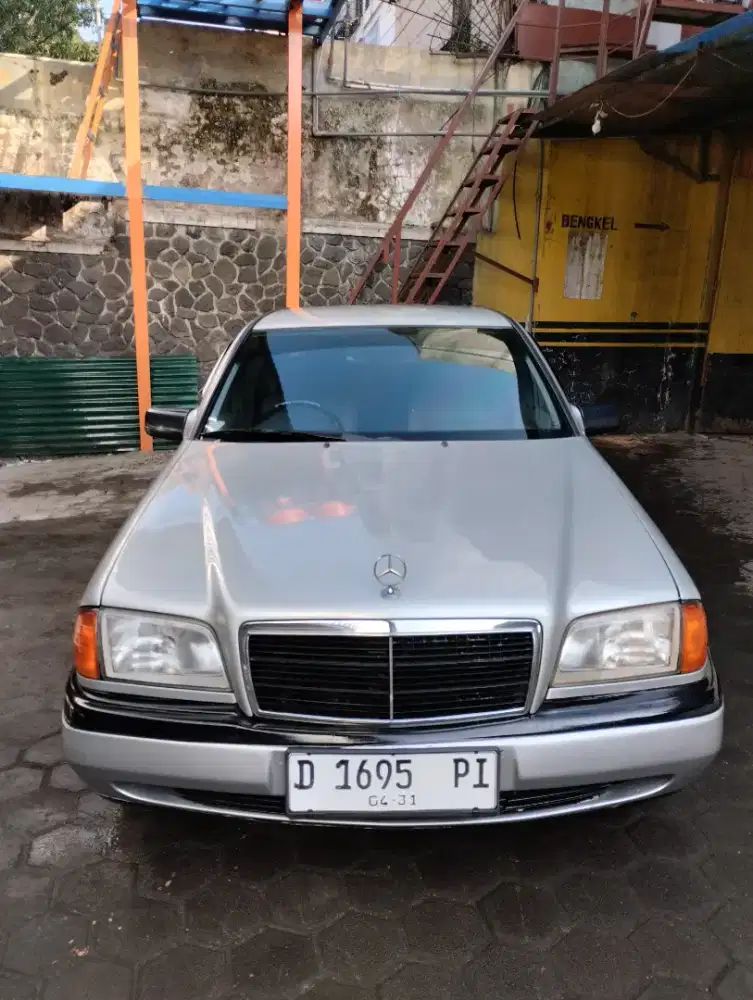 Mercedes-Benz C180 1996 Bensin