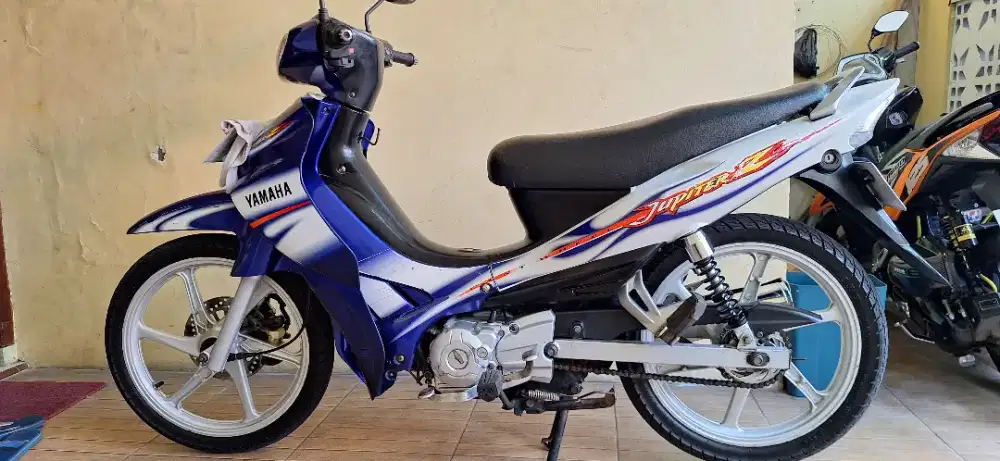 Yamaha jupiter CW