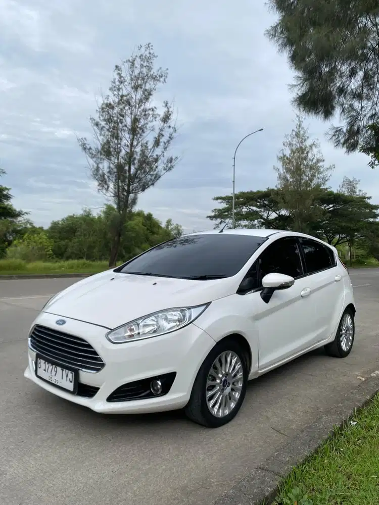 Ford Fiesta 2014 Bensin