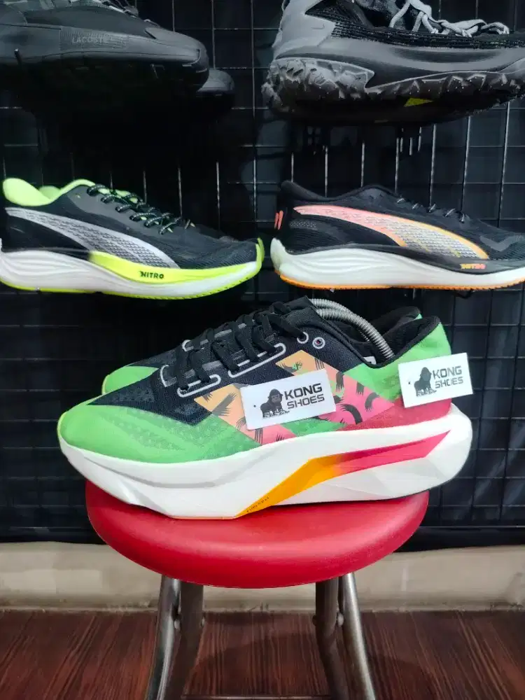 SEPATU NEW BALANCE FUEL CELL ELTE V4 LNDN GREEN