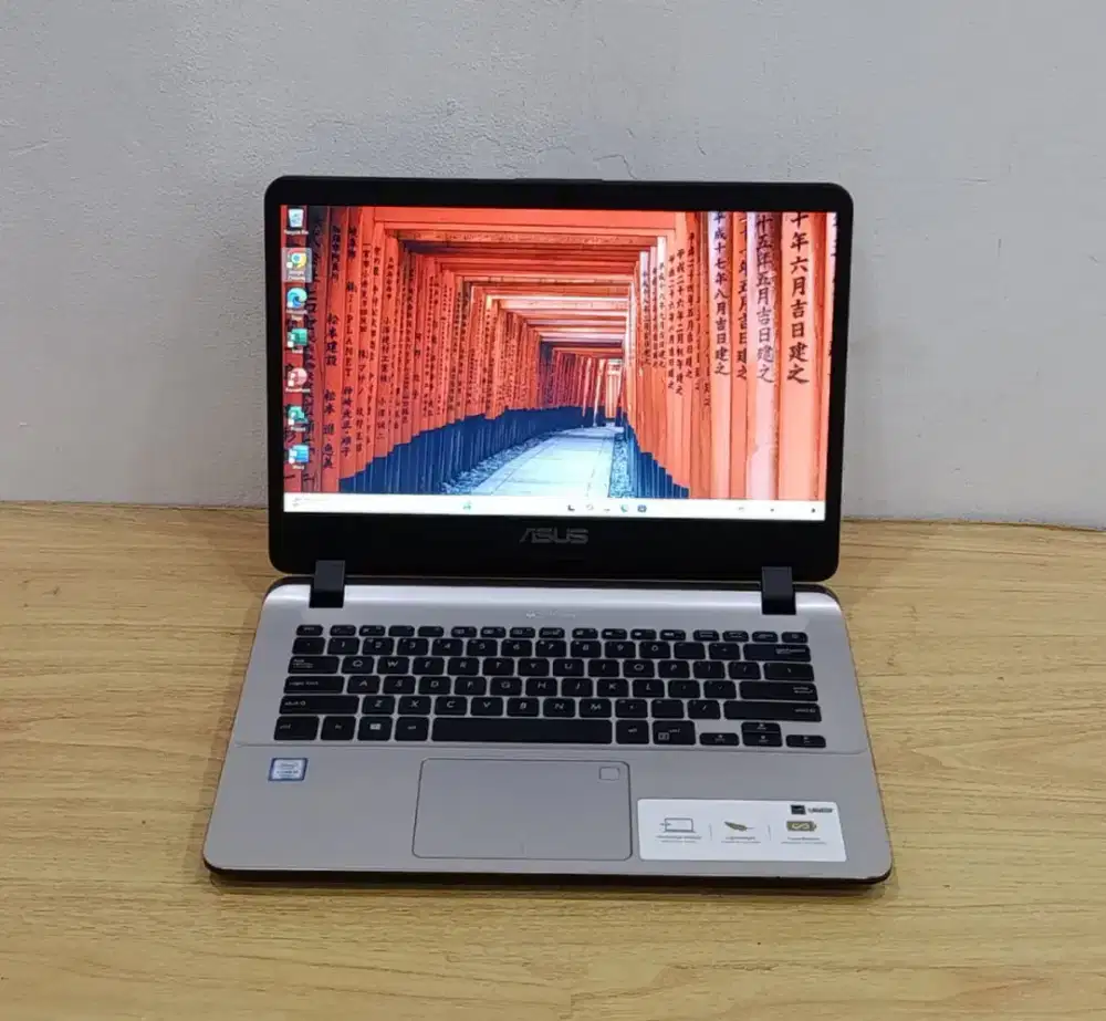laptop asus vivobook X407UAR