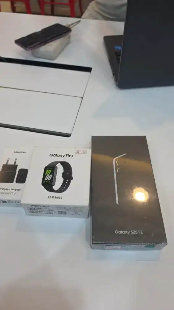 SAMSUNG GALAXY S25 FE 5G