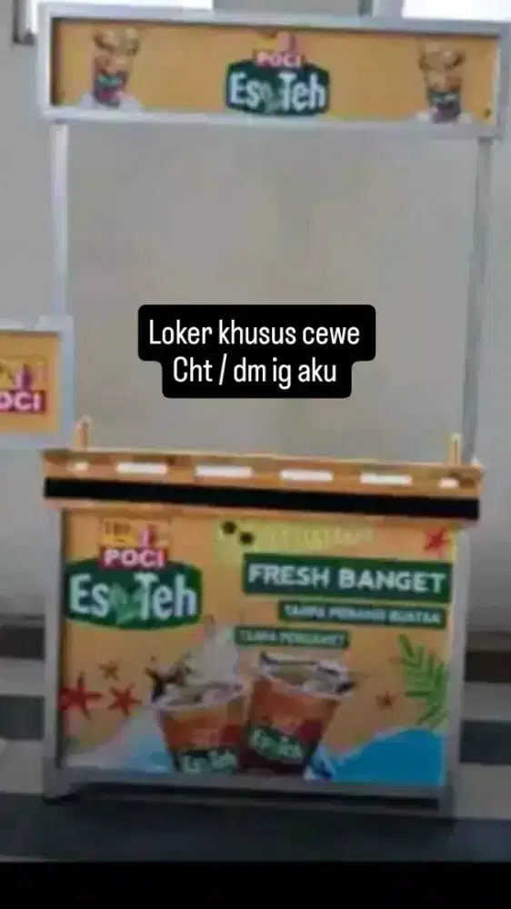 Dbtuhkn 1 krywti wanita but jaga mknan takoyaki  dan es teller,