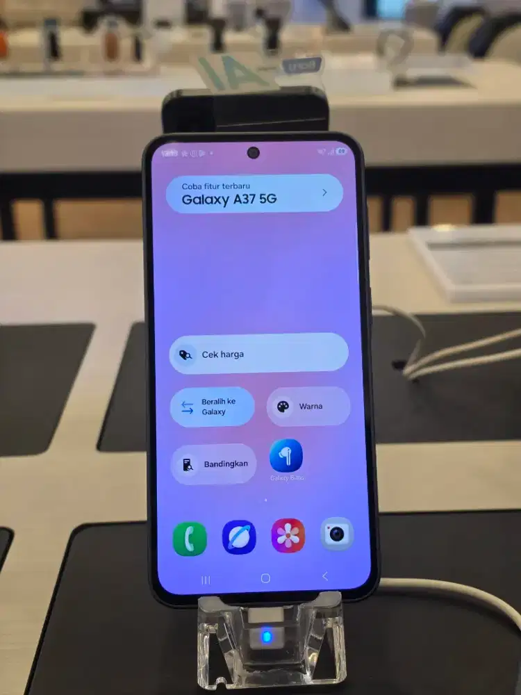 Samsung galaxy a37