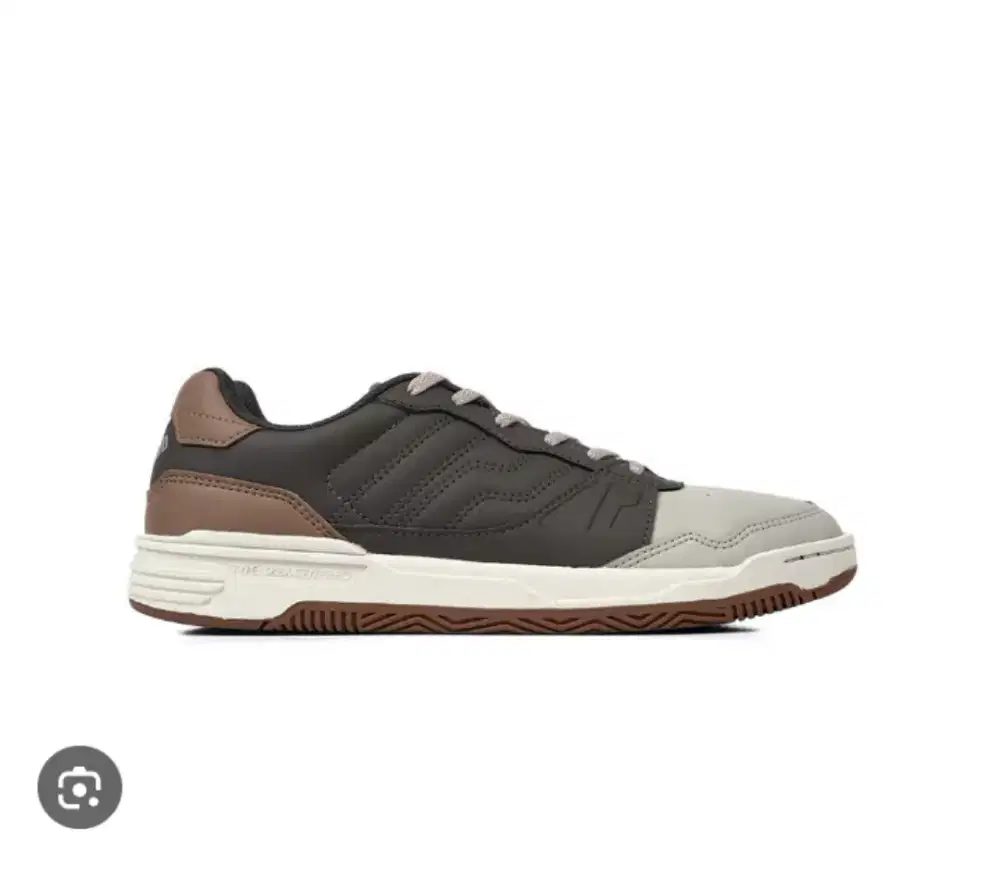 Size 40 sepatu sneakers Piero street