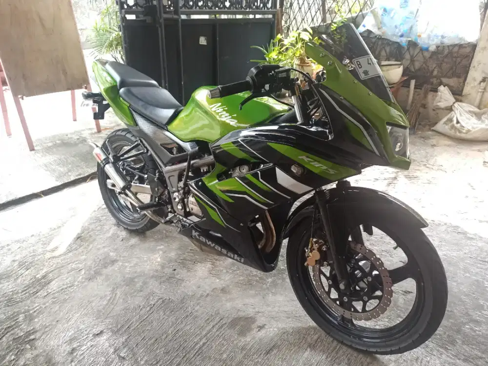 KAWASAKI NINJA 150 RR NEW TH 2015