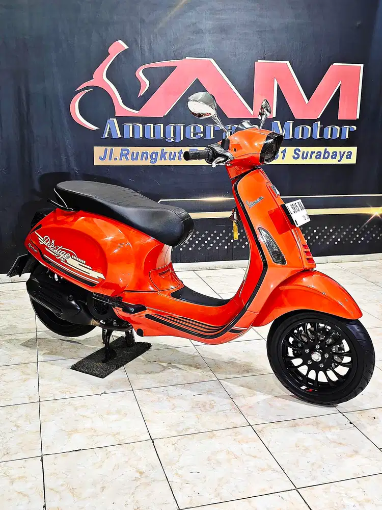 Piaggio sprint S abs 150cc orange gaya bergensi.Anugerah motor rungkut