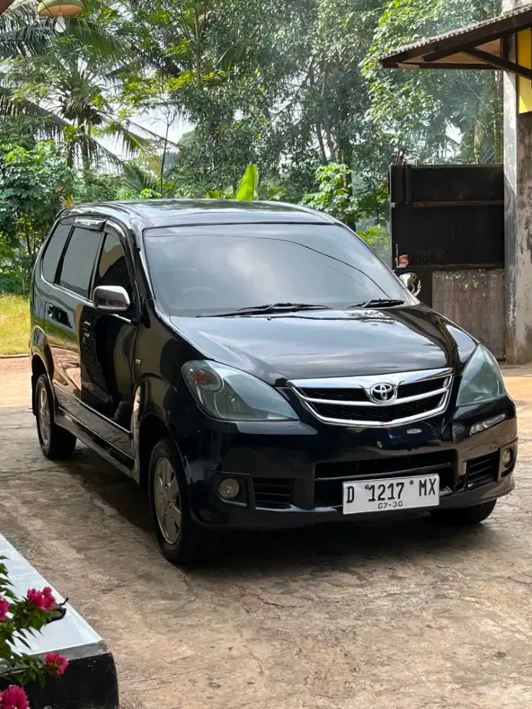 Avanza G Manual Hitam