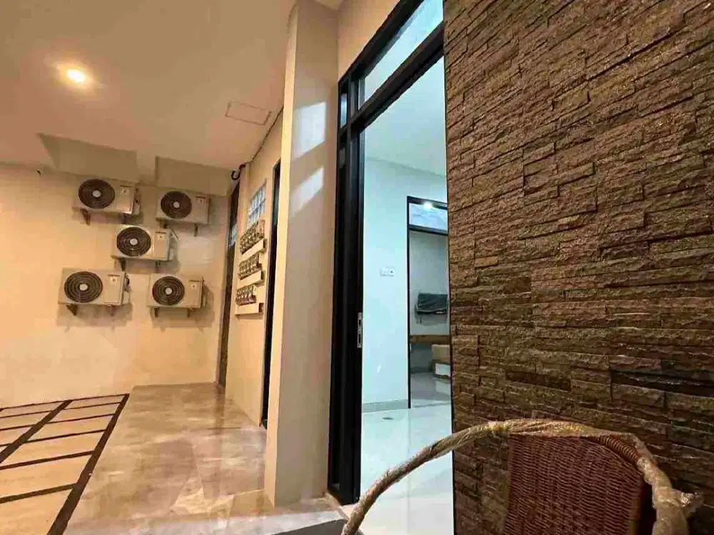 Dijual rumah kost aktif full penghuni