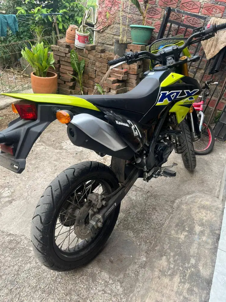 KLX SM spesial edition th 2024