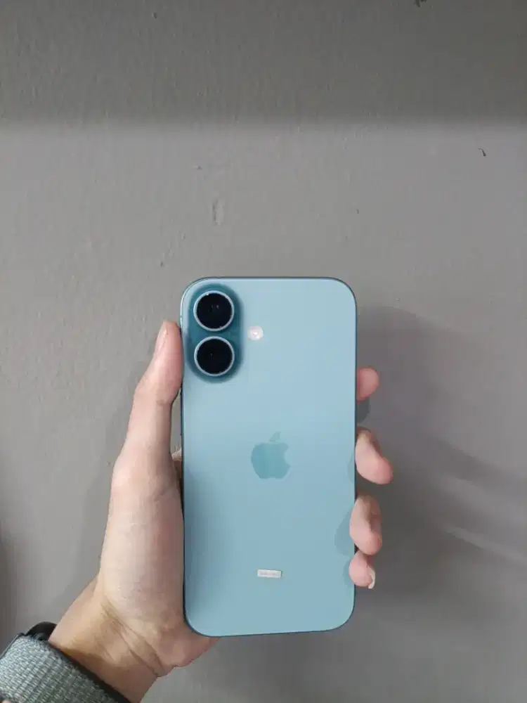 iPhone 16 128GB IBOX